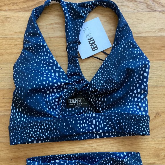 Beach Riot Workout Set - Picture 4 of 5